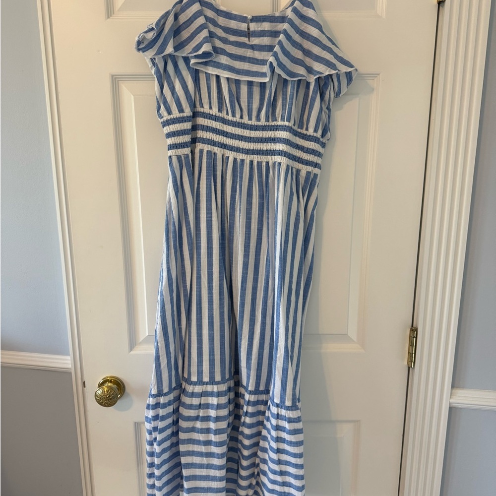 Vineyard Vines Blue and White Striped Top